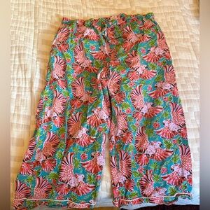 Printfresh Cropped Organic Cotton pajama pants in Playful Parrot motif large